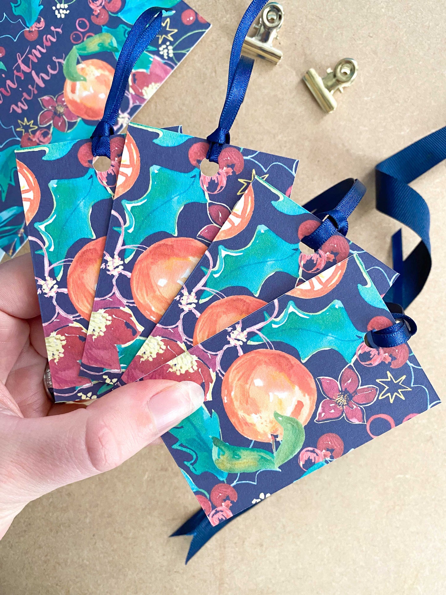 Hellebores & Holly - Wrap & Tag set